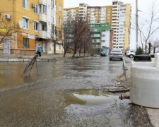 Вінниця потопає в нечистотах, "туалет" - просто під ногами: шокуючі кадри "із запашком"