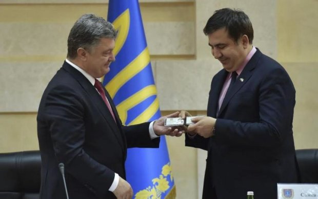Возвращение Саакашвили: Порошенко прервал молчание