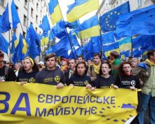 СМИ: на "безвизовый" концерт согнали не только бюджетников