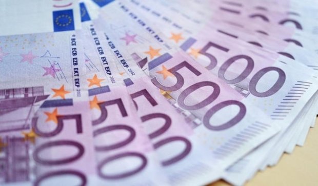 Необычайная находка: австриец принес в полицию сотни тысяч евро