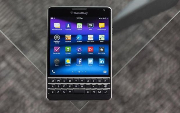 BlackBerry KEY 2: кнопочный смартфон с топовыми возможностями