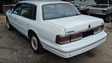 Lincoln Continental 1989 року, фото: YouTube