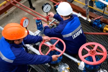 Медведев будет поставлять газ в ДНР и ЛНР