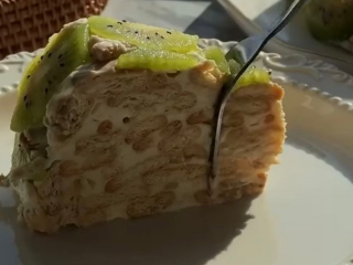 Торт із ківі та бананом: фото скрін рецепту