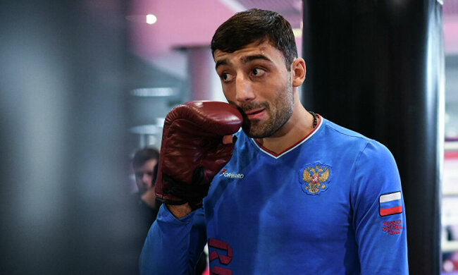 "Бавився" кокаїном: відомий боксер зламав ніс гвардійцю Росії, деталі