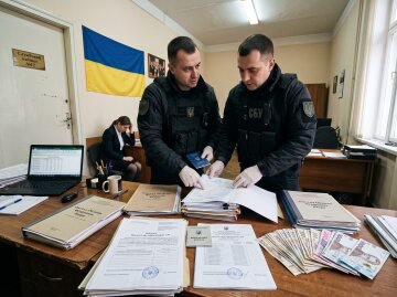 бронювання СБУ філармонія обшуки