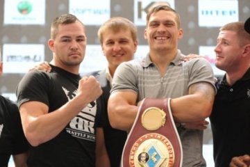 Букмекери прогнозують перемогу Усика над Мюллером