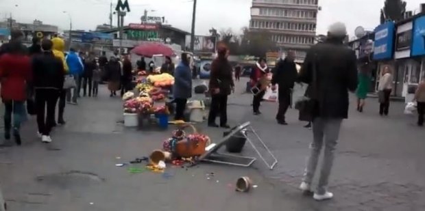 Как киевские продавщицы за место воевали (видео)