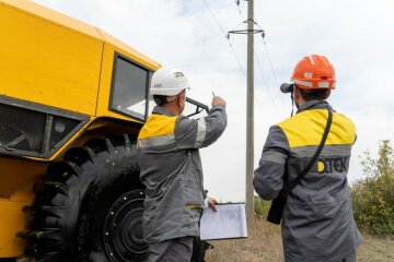 ДТЭК протестировал вездеходы SHERP \\ фото dtek.com