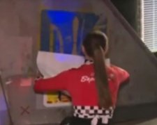 У нічному клубі окупованої Горлівки виставили хвіст українського штурмовика