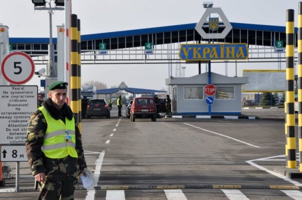Україна змінила правила перетину кордону з Росією, про що варто пам'ятати