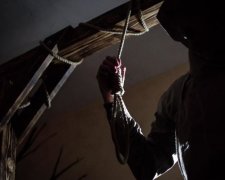 Петля від Путіна: на свято росіянам подарували шибеницю