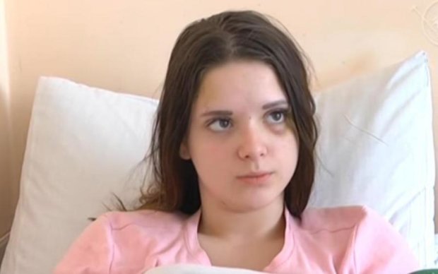 Побиття школярки в Чернігові: неповнолітній загрожує в'язниця