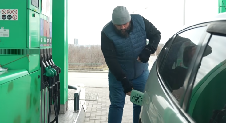 АЗС. Фото: скрін youtube