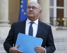 Французький міністр заспівав під дудку Кремля