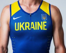 Українські спортсмени презентували форму до Олімпіади-2016