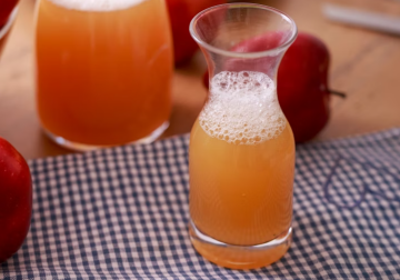 Яблоко + мед + льняные семена - смесь, о которой молчат врачи: что происходит с организмом уже через неделю