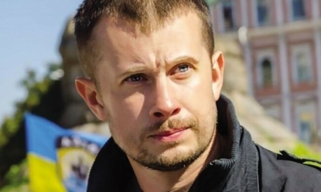 Командир "Азову" заявив, що влада відмиває гроші через реформу армії