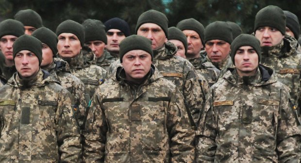 "Военный" беспредел довел соцсети до белого каления: украинцев отлавливают как собак, "работают в две группы"