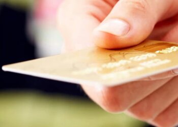 Кредитная карта от ПриватБанка "Универсальная", фото из соцсетей