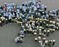Через війну в Україні більше жінок, ніж чоловіків