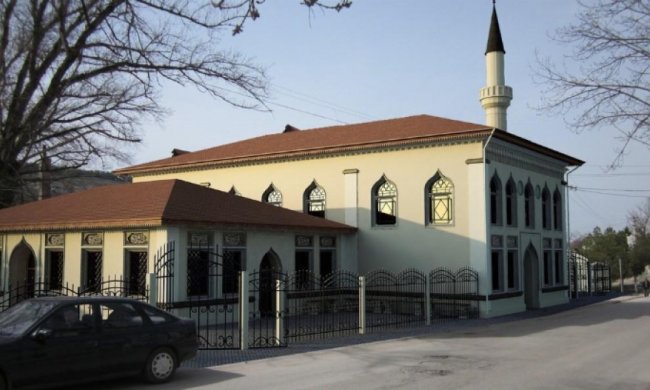 Імам у Криму отримав два роки за критику анексії