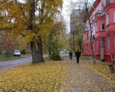 Українцям розповіли, кому "пощастить" з холодним дощем