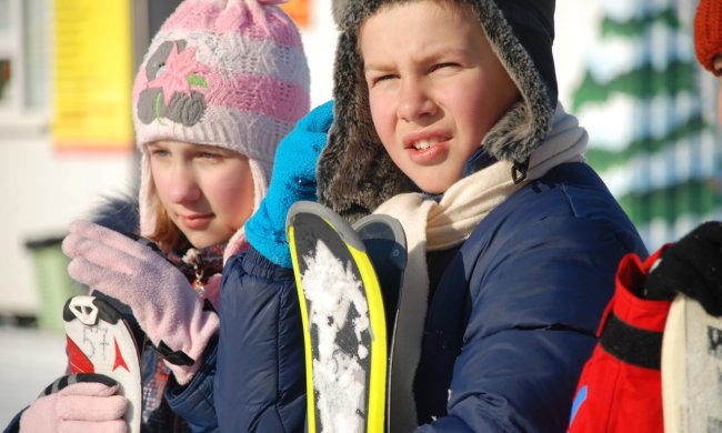 Маленьких українських чемпіонів нагородили... порожніми коробками