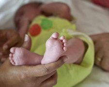 Младенец на продажу: супруги решили нажиться на собственной крохе