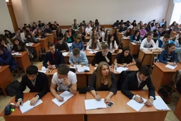Студенты. Фото: Ютуб
