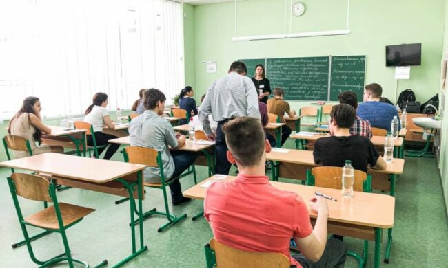 ВНО на 200: на Закарпатье учительница показала школьникам достойный мастер-класс