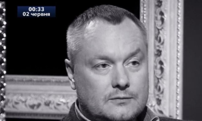 "Правый сектор" разграбил автопарк Януковича