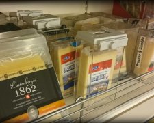 Війна Росії з продуктами: швейцарський сир «помилували»