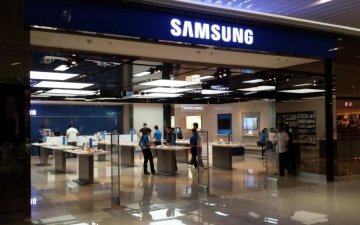 Samsung выпустил телефон "для взрослых"