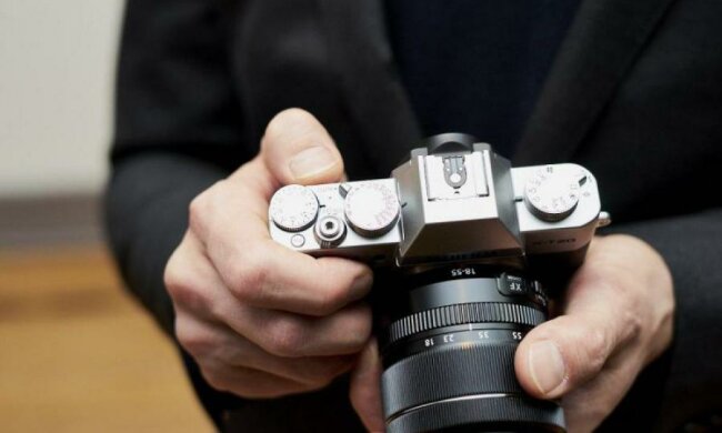 Fujifilm вернула моду на зеркальные камеры