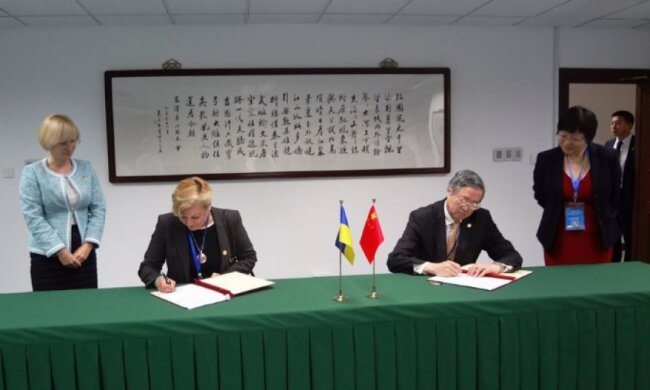 Гонтарева уклала валютну угоду з Китаєм на $ 2,4 мільярда