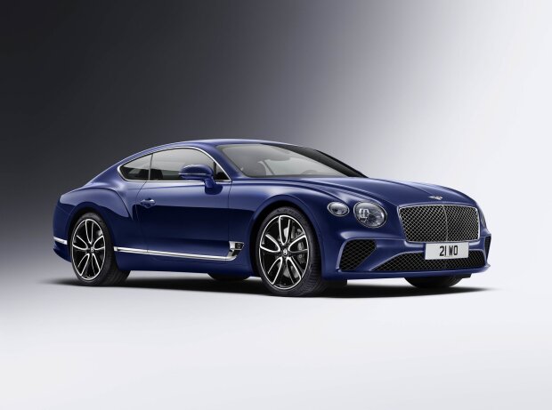 Нардепи їздять на Bentley під час війни: у деклараціях — до 24 авто і Rolls-Royce Cullinan