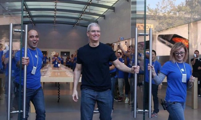Apple пробила стелю. А ви сумнівалися?