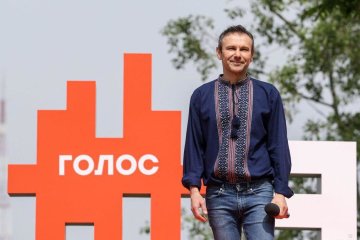 Потрапили в десяточку: хто з Вакарчуком  у "Голосі" піде до Ради