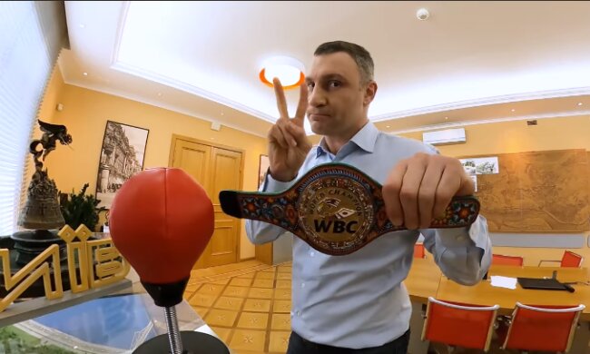 Скрін, відео Facebook