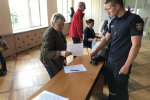 Львів'янам пропонують голосувати без паспорта: кума все вирішить