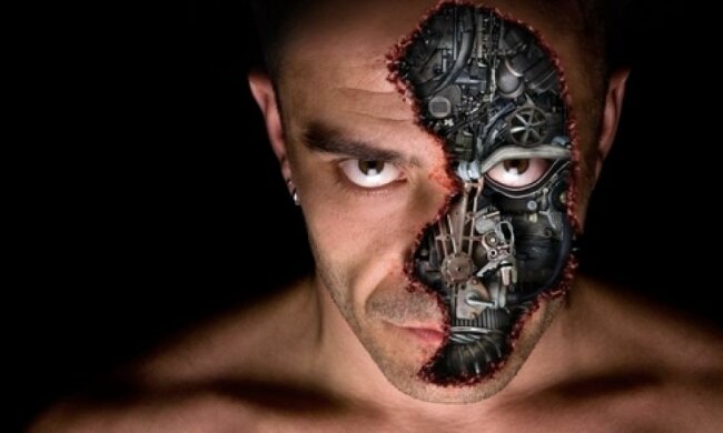 Маск пояснив необхідність перетворення людей на кіборгів