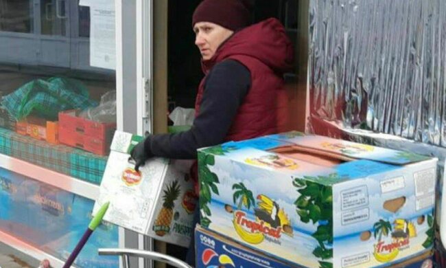 У Харкові торговки начхали на карантин і взялися за старе, - "Ці бабки там штабелями ляжуть"