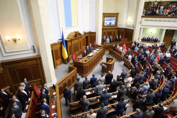 "Слузі народу" записали прогул за одну секунду: нові правила в Раді вразили жорсткістю