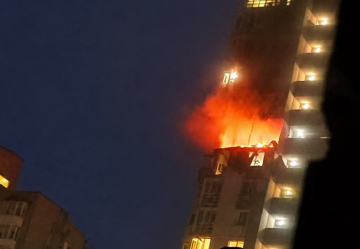 Дрони влучили в 24-поверхівку в Києві на рівні 20-го поверху: пожежі в трьох районах