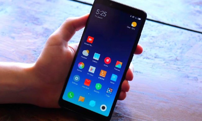 Смартфон Xiaomi з MIUI 11