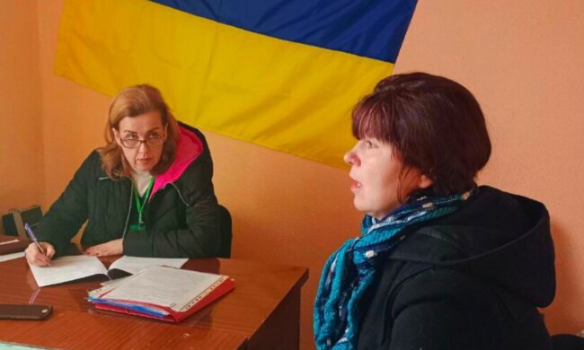 Оформлення пенсії, фото: ПФУ Донецької області