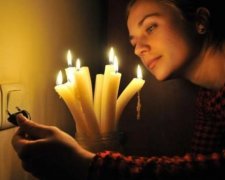 Цены на свечки в обесточенном Крыму выросли в десять раз