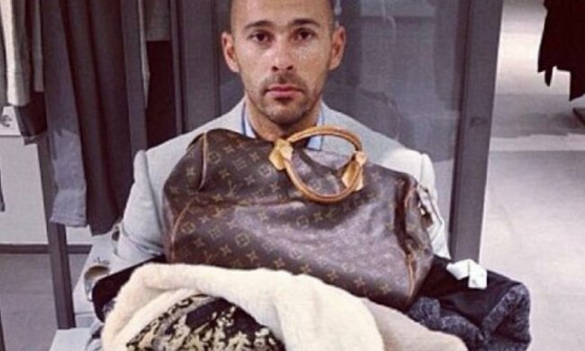 Смішно до сліз: ці чоловіки точно не люблять ходити по магазинах