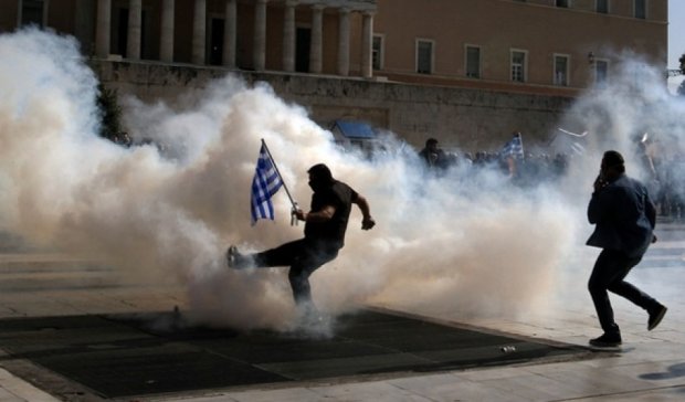 Грецькі фермери влаштували мітинг та бійку із поліцією